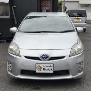 2010 Toyota Prius silver hybrid used car Japan export