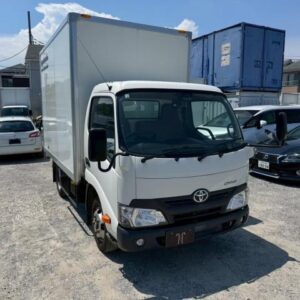 2019 Toyota Dyna Truck white diesel used car Japan export