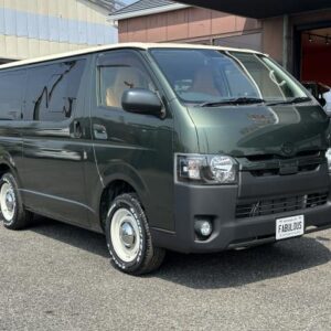2019 Toyota Hiace Van green gasoline used car Japan export