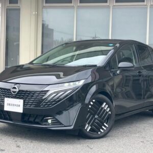 2025 Nissan Aura black gasoline used car Japan export