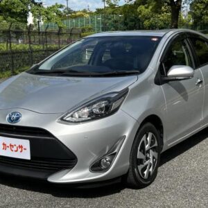 2021 Toyota Prius silver gasoline used car Japan export