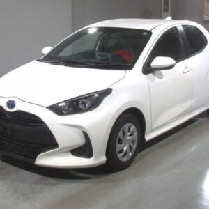 2022 Toyota Yaris white gasoline used car Japan export