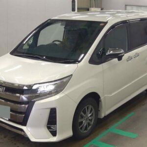 2021 Toyota Noah pearl gasoline used car Japan export
