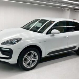 2023 Porsche Macan white gasoline used car Japan export