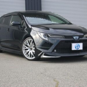 2022 Toyota Corolla Touring black hybrid used car Japan export