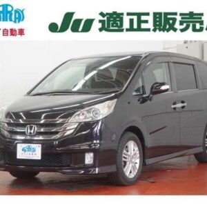 2007 Honda Stepwagon black gasoline used car Japan export