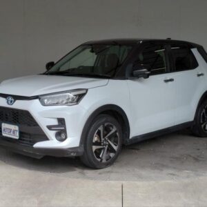 2022 Toyota Raize pearl hybrid used car Japan export