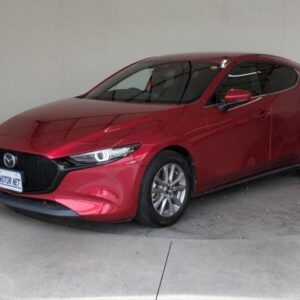 2020 Mazda Mazda3 Fastback red diesel used car Japan export