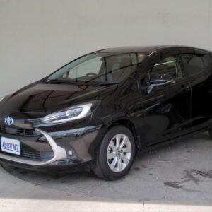 2021 Toyota Aqua black hybrid used car Japan export