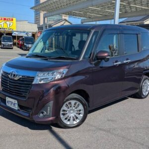 2019 Toyota Roomy tea gasoline used car Japan export