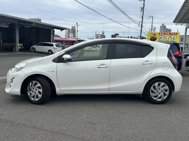 Ref:AUX-23281217 TOYOTA AQUA 2015 12 Ref:AUX-23281217 TOYOTA AQUA 2015 - Image 12