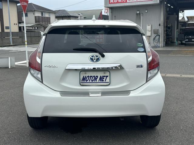 Ref:AUX-23281217 TOYOTA AQUA 2015 14 Ref:AUX-23281217 TOYOTA AQUA 2015 - Image 14