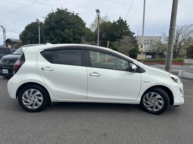 Ref:AUX-23281217 TOYOTA AQUA 2015 4 Ref:AUX-23281217 TOYOTA AQUA 2015 - Image 4