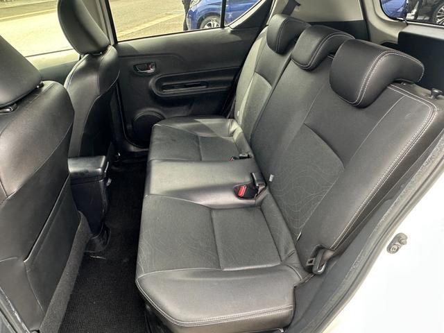 Ref:AUX-23281217 TOYOTA AQUA 2015 6 Ref:AUX-23281217 TOYOTA AQUA 2015 - Image 6
