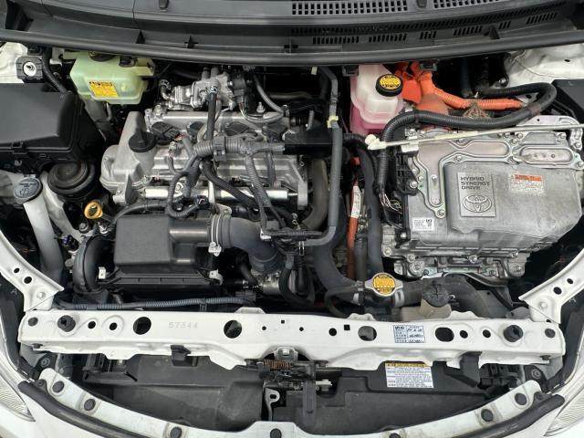 Ref:AUX-23281217 TOYOTA AQUA 2015 8 Ref:AUX-23281217 TOYOTA AQUA 2015 - Image 8