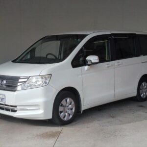 2012 Honda Stepwagon pearl gasoline used car Japan export