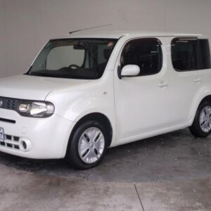 2012 Nissan Cube pearl gasoline used car Japan export