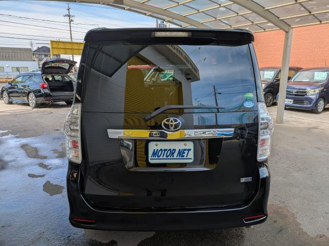 Ref:AUX-23281323 TOYOTA VOXY 2013 14 Ref:AUX-23281323 TOYOTA VOXY 2013 - Image 14