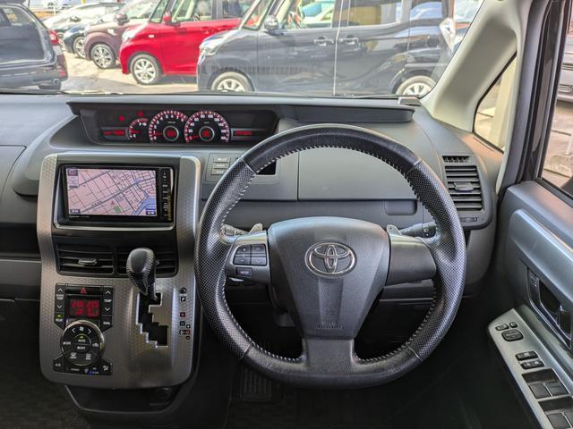 Ref:AUX-23281323 TOYOTA VOXY 2013 19 Ref:AUX-23281323 TOYOTA VOXY 2013 - Image 19
