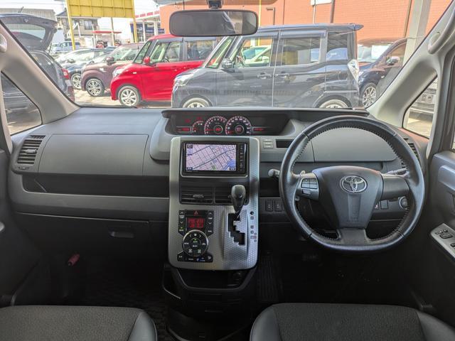 Ref:AUX-23281323 TOYOTA VOXY 2013 3 Ref:AUX-23281323 TOYOTA VOXY 2013 - Image 3