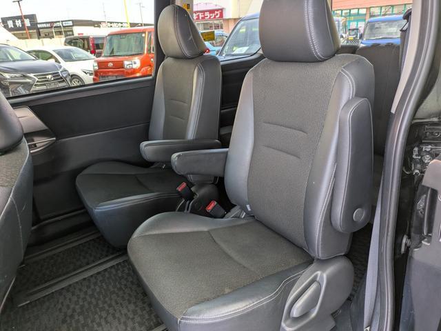 Ref:AUX-23281323 TOYOTA VOXY 2013 7 Ref:AUX-23281323 TOYOTA VOXY 2013 - Image 7