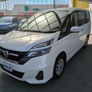 2017 Nissan Serena pearl hybrid used car Japan export