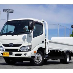 2018 Hino Dutro white diesel used car Japan export