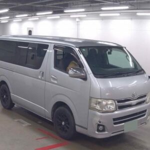 2010 Toyota Hiace Van silver diesel used car Japan export