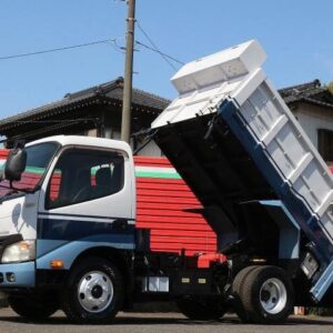 2014 Hino Dutro white diesel used car Japan export