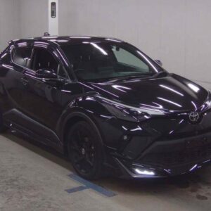 2023 Toyota C-Hr black gasoline used car Japan export