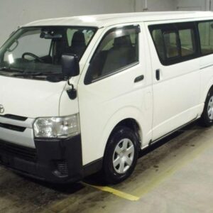 2017 Toyota Hiace Van white diesel used car Japan export