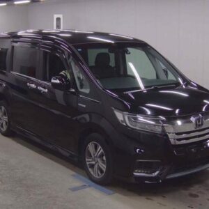 2018 Honda Stepwagon Spada black gasoline used car Japan export