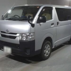 2020 Toyota Hiace Van silver diesel used car Japan export