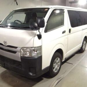 2018 Toyota Hiace Van white diesel used car Japan export