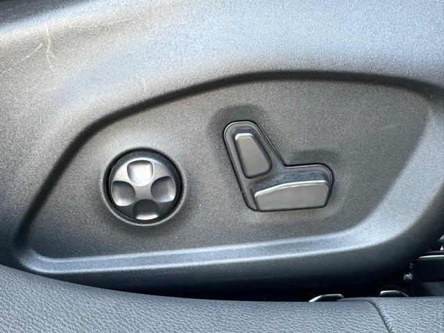 Ref:AUX-23287151 CHRYSLER JEEP JEEP COMMANDER 2023 9 Ref:AUX-23287151 CHRYSLER JEEP JEEP COMMANDER 2023 - Image 9