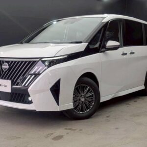 2026 Nissan Serena white hybrid used car Japan export