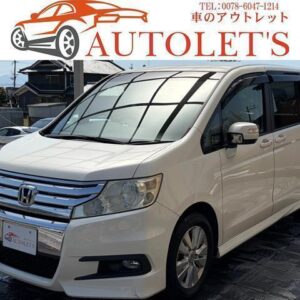 2010 Honda Stepwagon Spada pearl gasoline used car Japan export