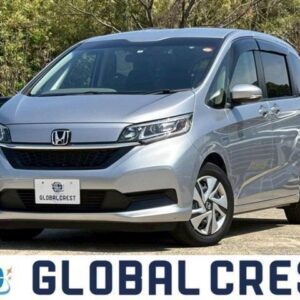 2021 Honda Freed Hybrid silver gasoline used car Japan export
