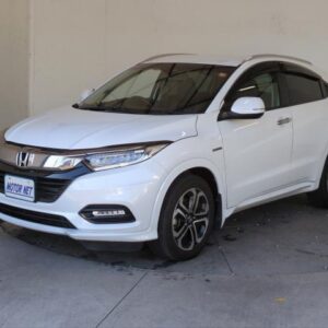 2018 Honda Vezel pearl hybrid used car Japan export