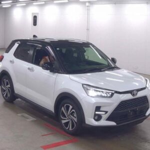 2023 Toyota Raize pearl gasoline used car Japan export