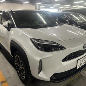 2024 Toyota Yaris Cross pearl gasoline used car Japan export