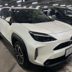 2021 Toyota Yaris Cross pearl hybrid used car Japan export