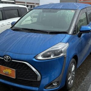 2019 Toyota Sienta blue gasoline used car Japan export