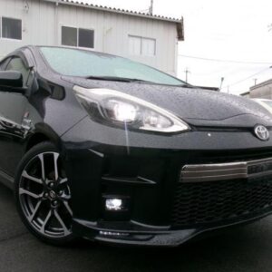 2018 Toyota Aqua black hybrid used car Japan export