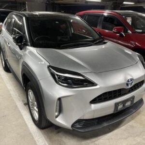 2021 Toyota Yaris Cross silver hybrid used car Japan export