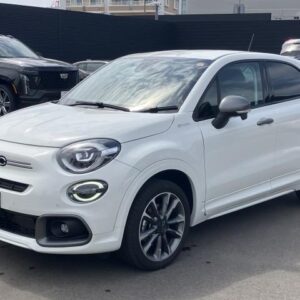 2025 Fiat 500X white gasoline used car Japan export