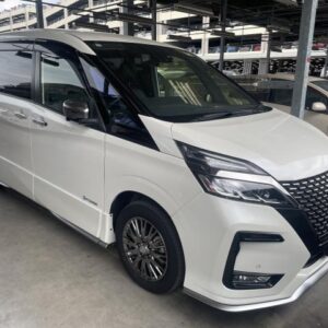 2021 Nissan Serena pearl hybrid used car Japan export