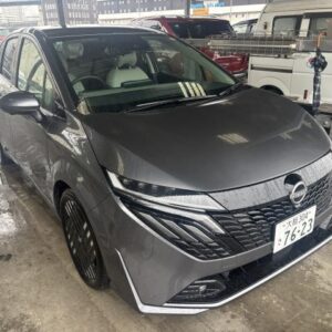 2025 Nissan Aura gray hybrid used car Japan export