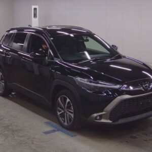 2025 Toyota Corolla Cross black gasoline used car Japan export
