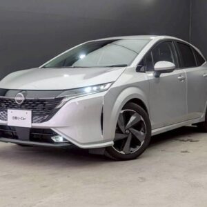 2021 Nissan Aura silver gasoline used car Japan export